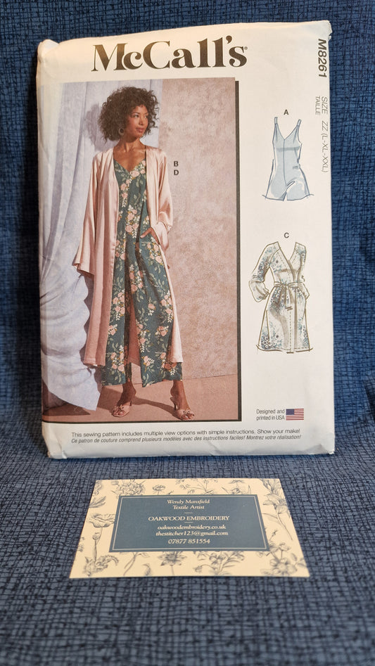 Dressmaking Pattern - McCall's - Nightware M8261 - Sizes L-XXL