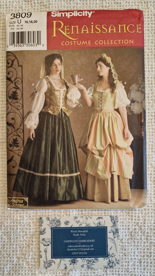 Dressmaking Pattern - Simplicity - Costume Renaissance 3809 - Size 16-20